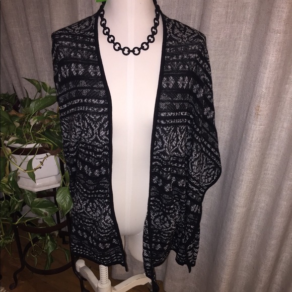 CHICOS - Black & Gray Ocersized Cardigan shrug 14 - Picture 1 of 9